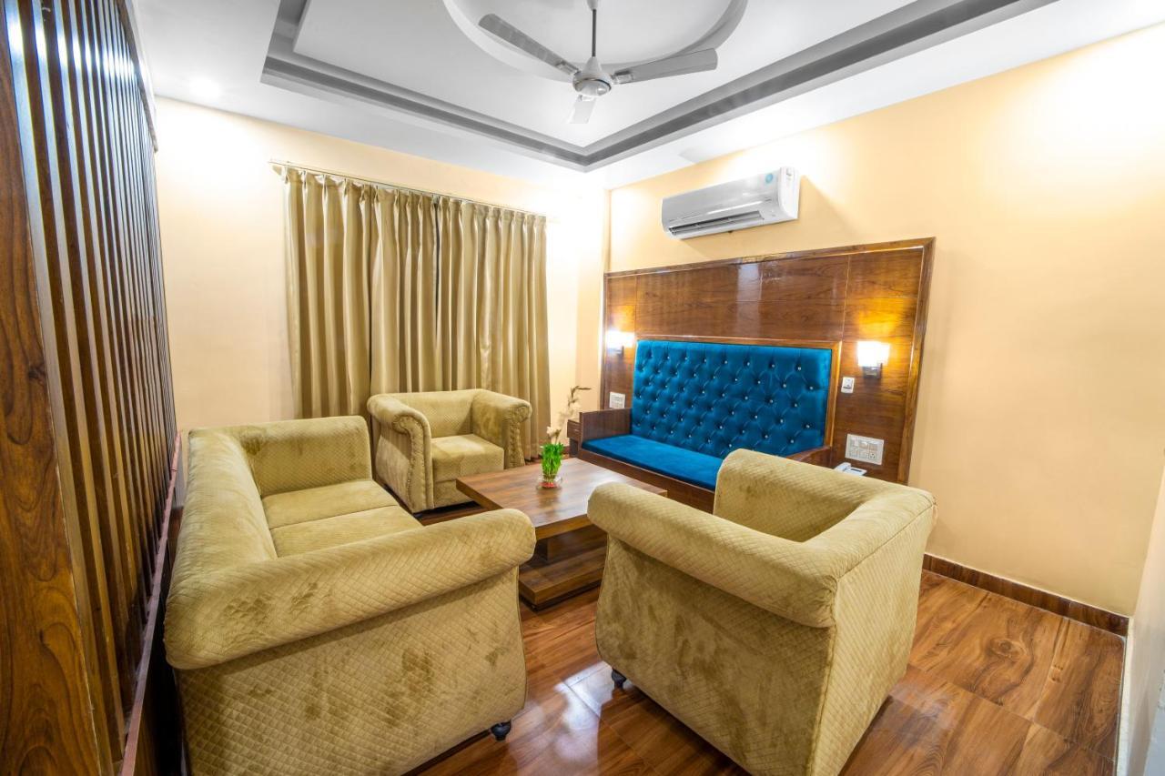 Hotel Divine Lakshmi Ganga Rishīkesh 외부 사진
