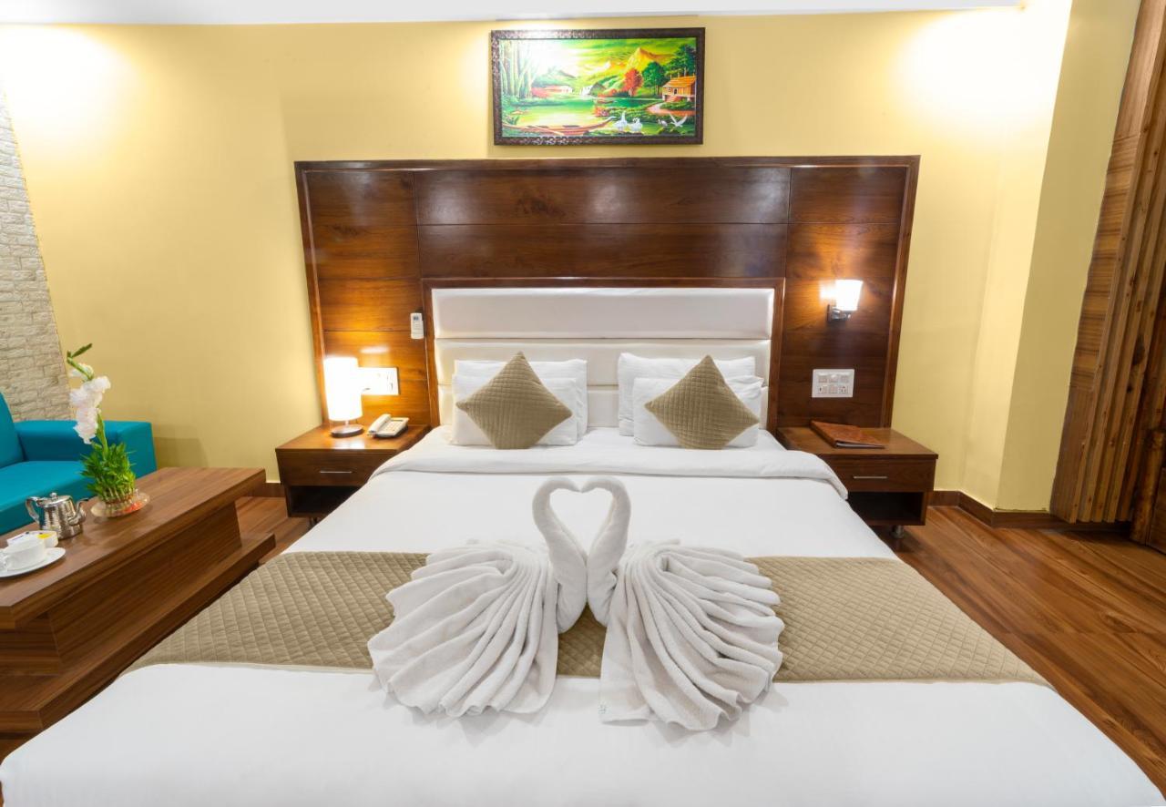 Hotel Divine Lakshmi Ganga Rishīkesh 외부 사진