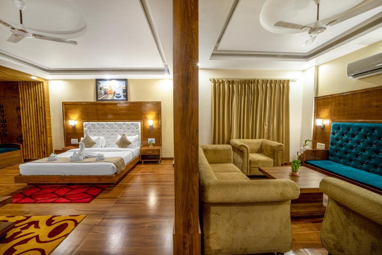 Hotel Divine Lakshmi Ganga Rishīkesh 외부 사진