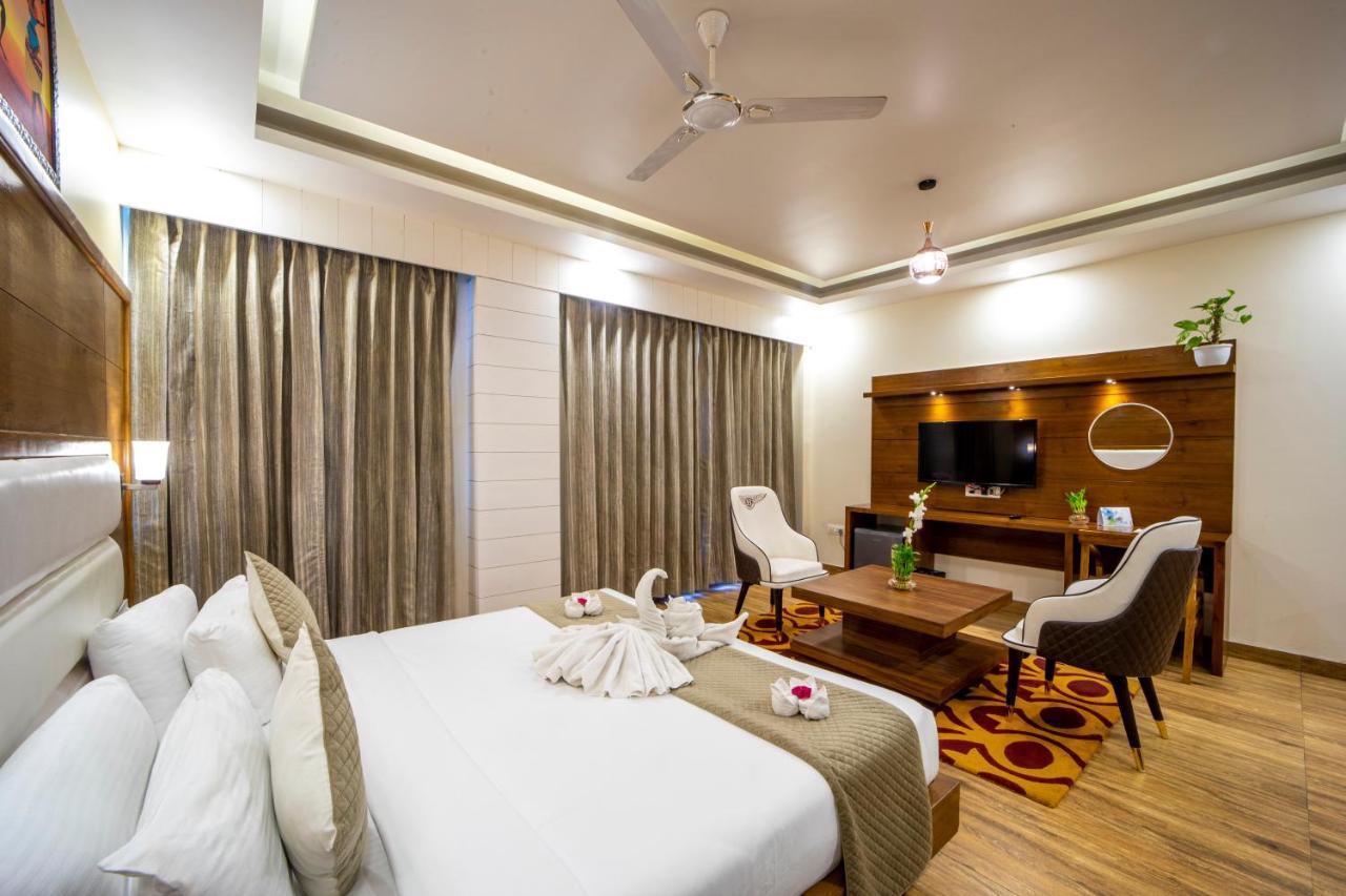 Hotel Divine Lakshmi Ganga Rishīkesh 외부 사진