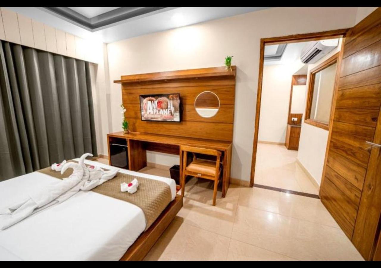 Hotel Divine Lakshmi Ganga Rishīkesh 외부 사진